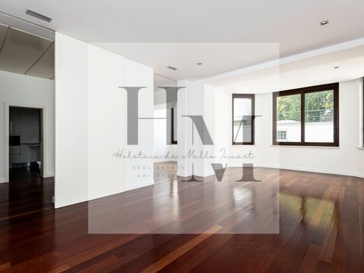 Apartment in Avenidas Novas, Lisbon