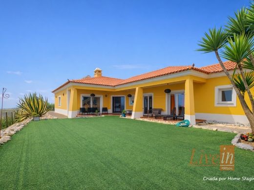 Detached House in Torres Vedras, Lisbon