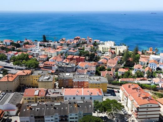 Apartment / Etagenwohnung in Cascais, Lissabon