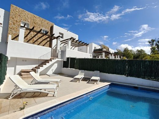 다세대 빌라 / Sant Josep de sa Talaia, Illes Balears