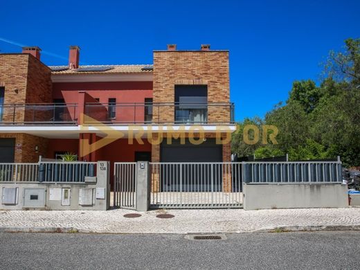 Luxus-Haus in Loures, Lissabon