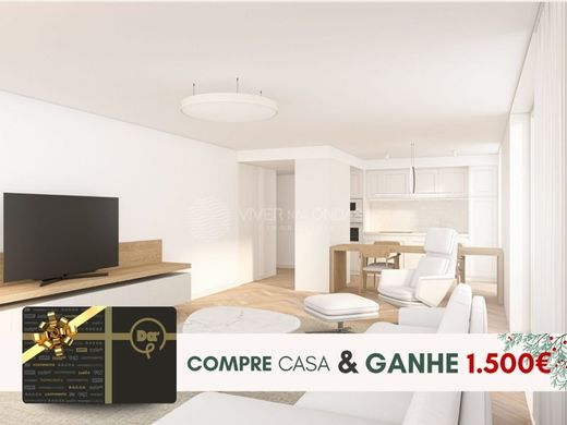 Apartment in Alcântara, Almada