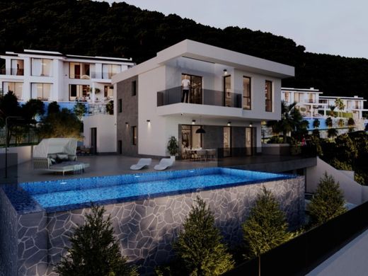 Villa in Finestrat, Alicante