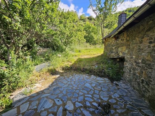 Rustik ya da çiftlik Aubert, Província de Lleida