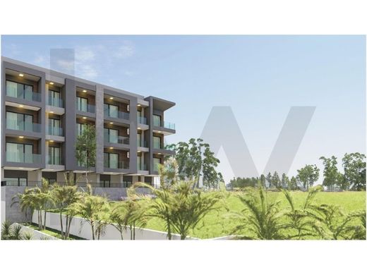 Apartment / Etagenwohnung in Vila Franca de Xira, Lissabon