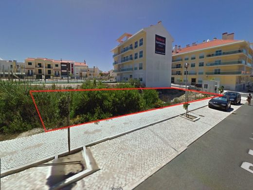 Land in Torres Vedras, Lisbon