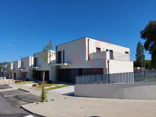 Willa wielorodzinna w Braga, Distrito de Braga