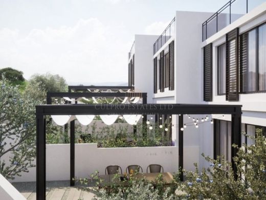 Villa Plurifamiliare a Erími, Limassol District