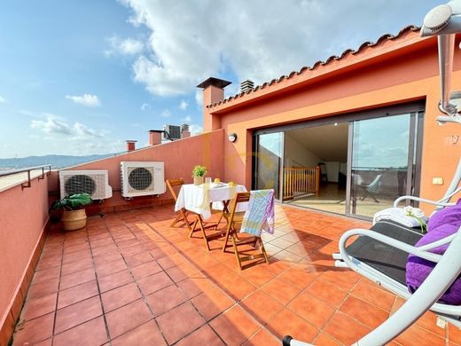 Chalet Pareado en Castellar del Vallès, Provincia de Barcelona