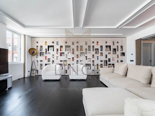 Apartment / Etagenwohnung in Santa Maria Maior, Lisbon