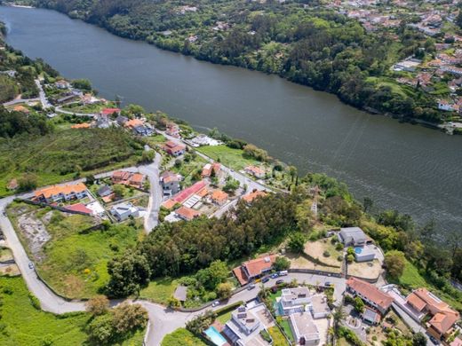 地皮  Gondomar, Distrito do Porto