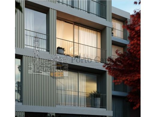Apartment / Etagenwohnung in Matosinhos, Distrito do Porto
