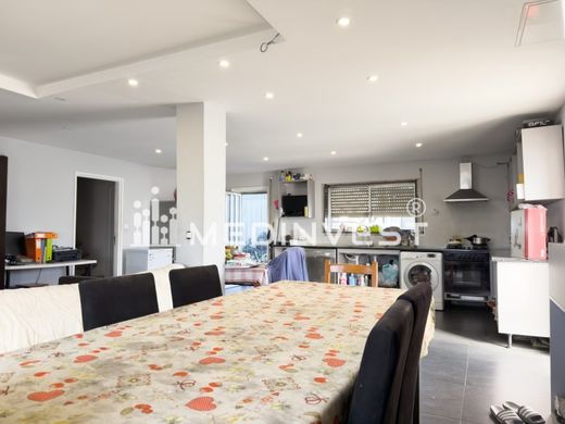 Luxus-Haus in Gondomar, Distrito do Porto