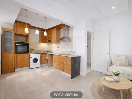 Apartment in Campolide, Lisbon