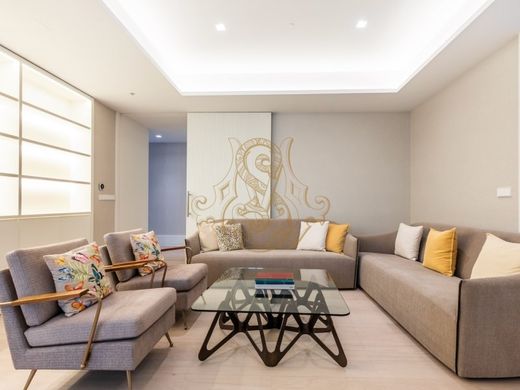 듀플렉스 / Estrela, Lisbon