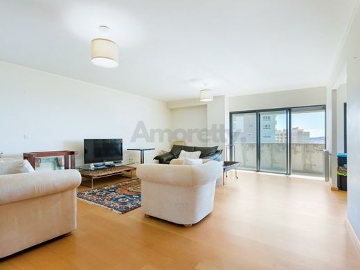 Apartment in Oeiras, Lisbon