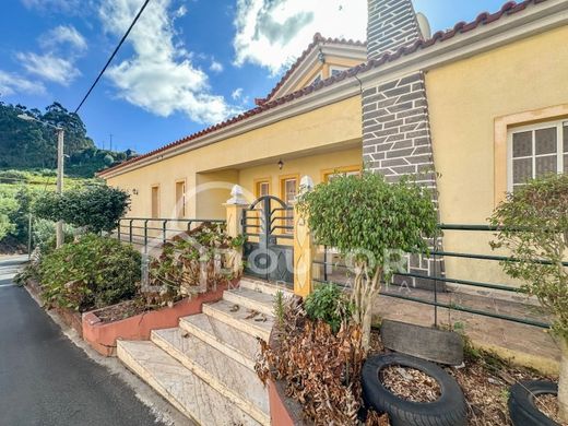 Detached House in Ponta do Sol, Madeira