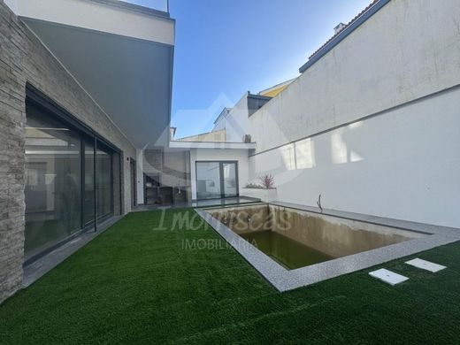 Luxus-Haus in Odivelas, Lissabon