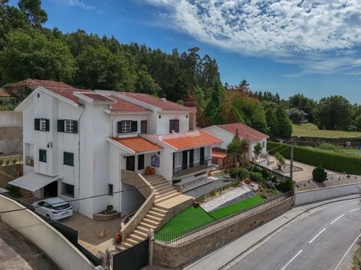 Luxe woning in Penafiel, Distrito do Porto