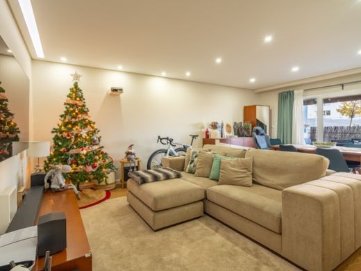 ﺷﻘﺔ ﻓﻲ Odivelas, Distrito de Lisboa