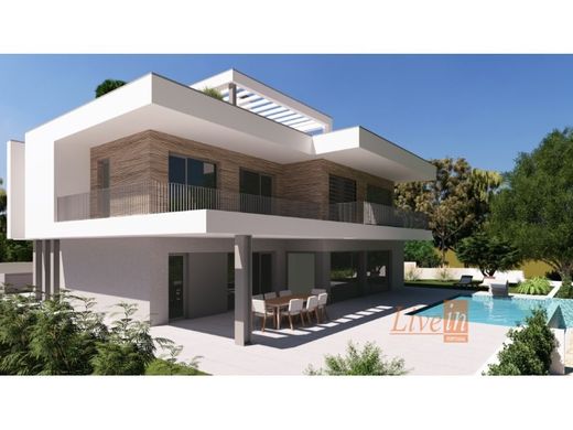 Detached House in Mafra, Lisbon