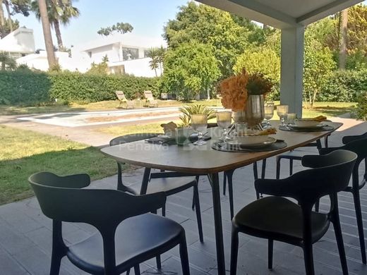 Luksusowy dom w Charneca de Caparica, Almada