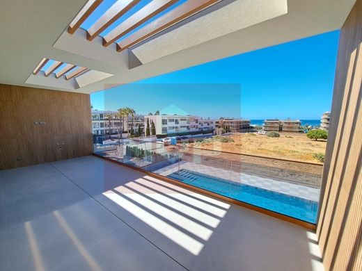 ローレ, Louléのアパートメント