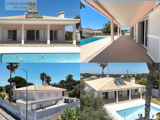 Luxury home in Sesimbra, Distrito de Setúbal