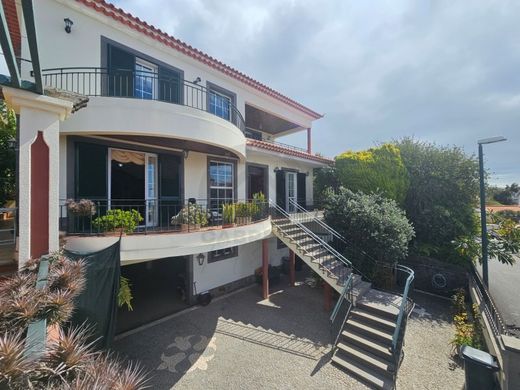 Detached House in Funchal, Madeira