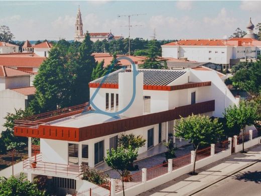 Luxury home in Vila Nova de Ourém, Ourém