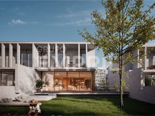 Chalet Pareado en Vila Nova de Gaia, Oporto