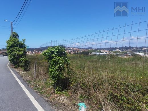 Terrain à Santa Maria da Feira, Distrito de Aveiro