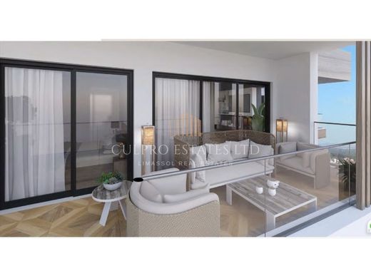 Penthouse in Káto Polemídia, Limassol District