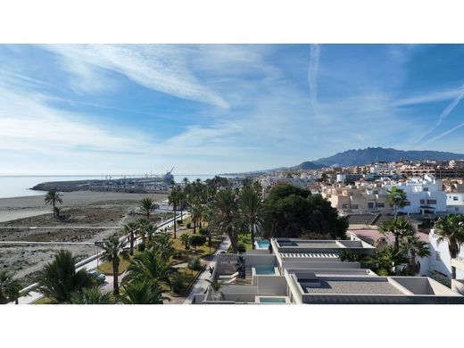 Daire Vera, Almería