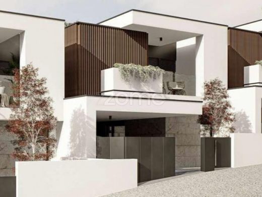 Luxury home in Vila Nova de Famalicão, Distrito de Braga