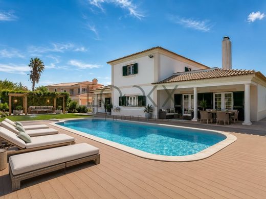 Detached House in Sintra, Lisbon