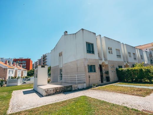Luxury home in Lisbon