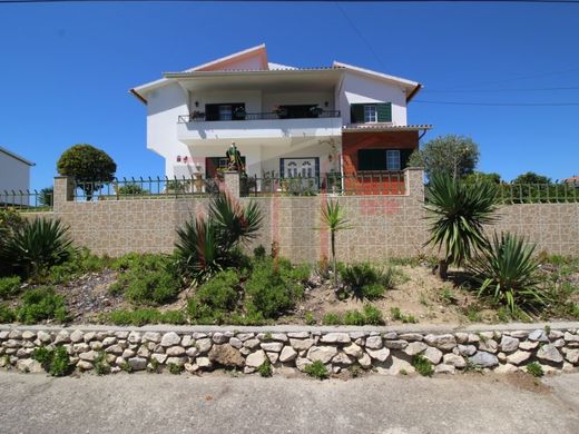 Detached House in Caldas da Rainha, Distrito de Leiria