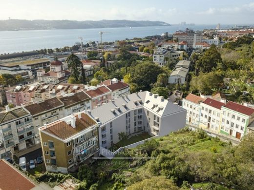 Appartement à Alcântara, Almada