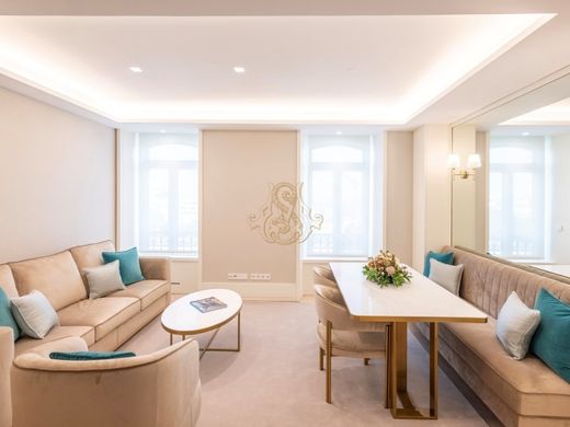 Apartment / Etagenwohnung in Lissabon, Lisbon