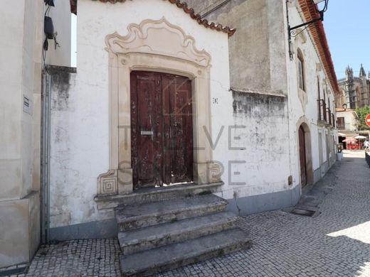 Appartementencomplex in Batalha, Distrito de Leiria