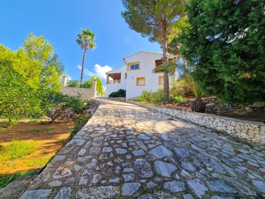 Luxury home in Pedreguer, Alicante