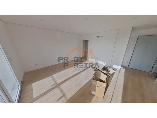 Piso / Apartamento en Loures, Lisboa