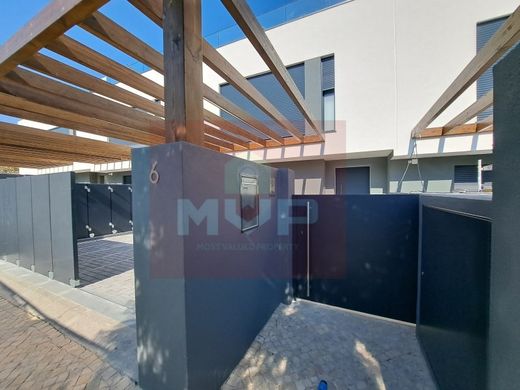 Semidetached House in Faro, Distrito de Faro