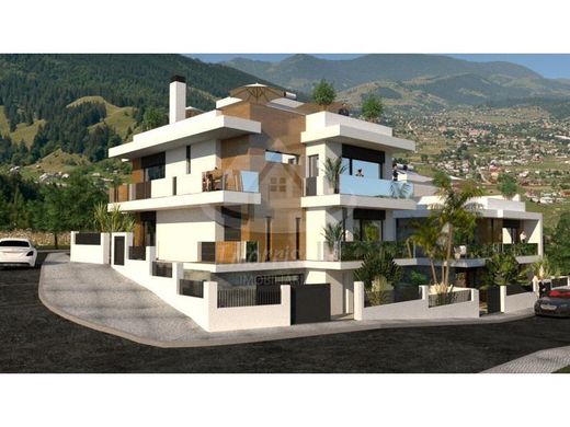 ‏בית חד-משפחתי ב  Loures, Distrito de Lisboa