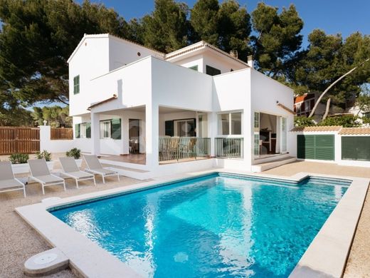 Mercadal, Illes Balearsの高級住宅