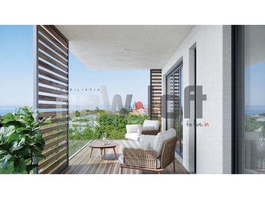 Apartment / Etagenwohnung in Cascais, Lissabon