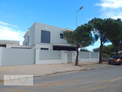 Luxury home in Cascais, Lisbon