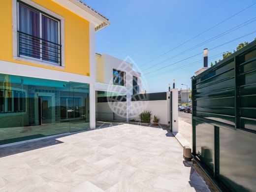 Luxus-Haus in Cascais, Lissabon