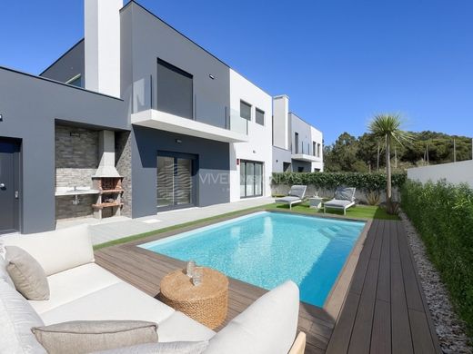 Luxury home in Sesimbra, Distrito de Setúbal